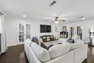 1828 Ems Road E, Fort Worth, TX 76116 - Photo 9