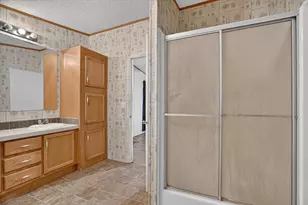 125 Enchanted Oaks Ct, Hudson Oaks, TX 76087 - Photo 17