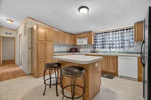 125 Enchanted Oaks Ct, Hudson Oaks, TX 76087 - Photo 11