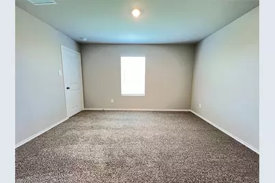 5557 Rollins Drive, Krum, TX 76249 - Photo 9