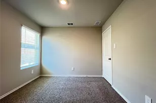 5557 Rollins Dr, Krum, TX 76249 - Photo 15