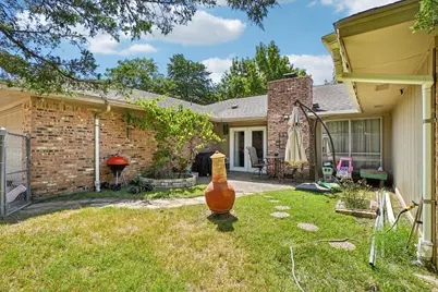 335 Robin Hill Lane, Duncanville, TX 75137 - Photo 23