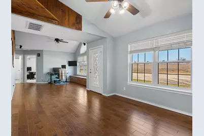 768 Longbranch Drive, Decatur, TX 76234 - Photo 5