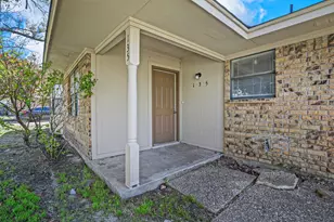 135 Prairie Creek Cir, Princeton, TX 75407 - Photo 3