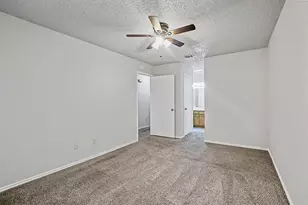 135 Prairie Creek Cir, Princeton, TX 75407 - Photo 9