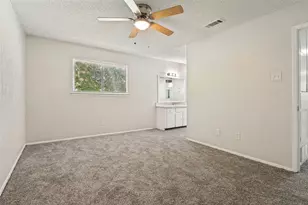 203 Trinidad Dr, Grand Prairie, TX 75052 - Photo 15