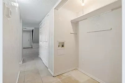 203 Trinidad Drive, Grand Prairie, TX 75052 - Photo 13