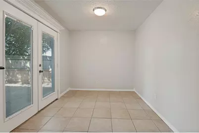 203 Trinidad Drive, Grand Prairie, TX 75052 - Photo 11