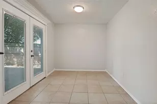 203 Trinidad Dr, Grand Prairie, TX 75052 - Photo 11