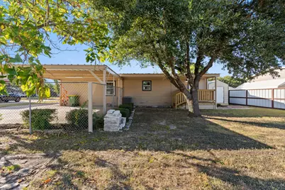 4514 Circle C Drive, Bellmead, TX 76705 - Photo 9