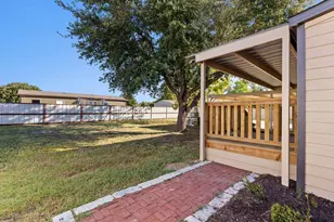 4514 Circle C Dr, Bellmead, TX 76705 - Photo 7