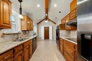 2601 Richland Dr, Garland, TX 75044 - Photo 13