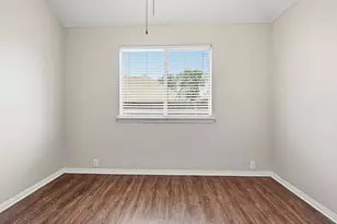 636 Brooks St, Crowley, TX 76036 - Photo 21