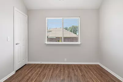 636 Brooks Street, Crowley, TX 76036 - Photo 17