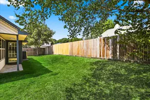 956 Sylvan Creek Dr, Lewisville, TX 75067 - Photo 37