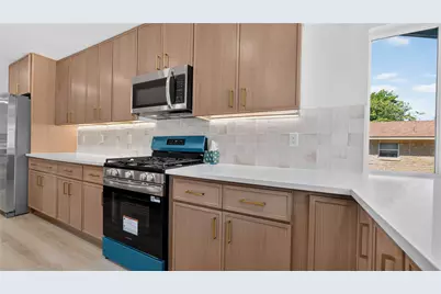 3757 Blue Trace Lane, Farmers Branch, TX 75244 - Photo 3