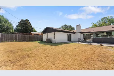 3757 Blue Trace Lane, Farmers Branch, TX 75244 - Photo 15
