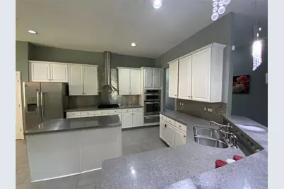 9709 Raven Lane, Irving, TX 75063 - Photo 7