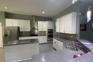 9709 Raven Ln, Irving, TX 75063 - Photo 7