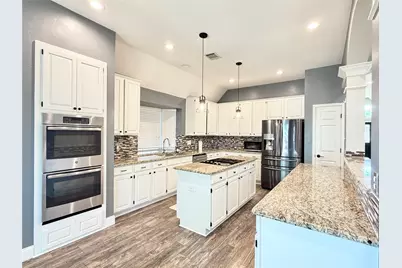 8521 Steeple Ridge Drive, North Richland Hills, TX 76182 - Photo 9