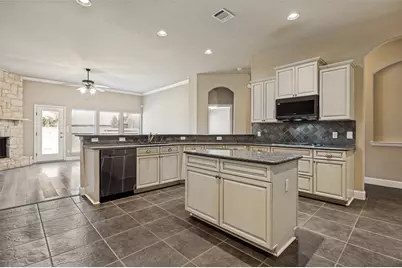 4503 Karen Drive, Mansfield, TX 76063 - Photo 5