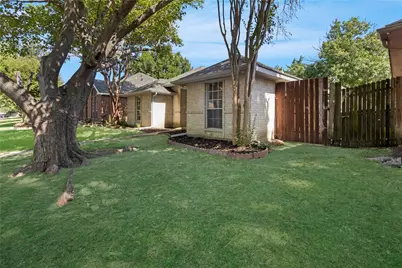 710 Austin Drive, DeSoto, TX 75115 - Photo 3
