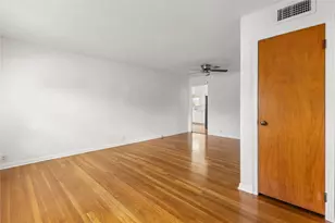 1015 W Sycamore St, Sherman, TX 75092 - Photo 3