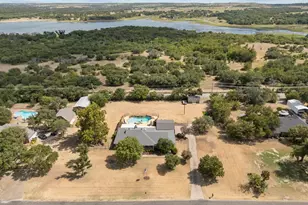1910 Circleview Dr, Weatherford, TX 76087 - Photo 35