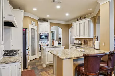 14 Jamie Court, Trophy Club, TX 76262 - Photo 9