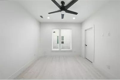 7207 Mohawk Drive #106, Dallas, TX 75235 - Photo 11