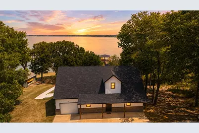 429 Meandering Way, Corsicana, TX 75109 - Photo 1