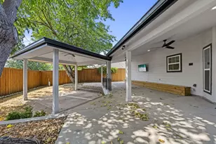 2304 Crestmeadow St, Denton, TX 76207 - Photo 3