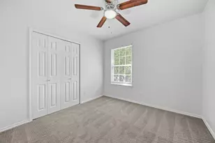 2304 Crestmeadow St, Denton, TX 76207 - Photo 13