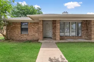 1610 Brown Trail, Hurst, TX 76054 - Photo 3