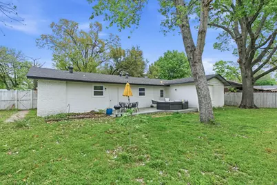 1920 Canterbury Street, Irving, TX 75062 - Photo 37