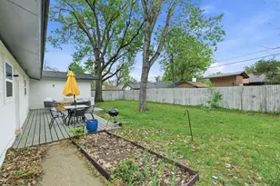 1920 Canterbury St, Irving, TX 75062 - Photo 33