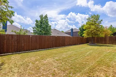 10005 Petrified Tree Lane, McKinney, TX 75072 - Photo 19