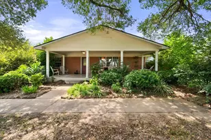 1814 Robbins Rd, Athens, TX 75751 - Photo 35