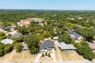 3558 South Dr, Fort Worth, TX 76109 - Photo 3