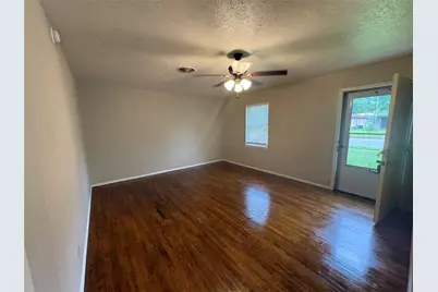 404 W Heron Street, Denison, TX 75020 - Photo 3