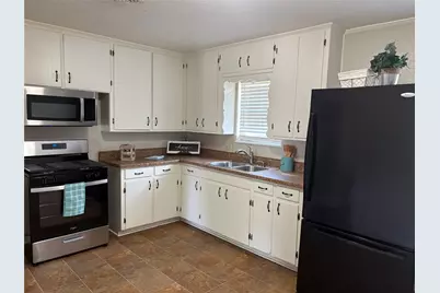 404 W Heron Street, Denison, TX 75020 - Photo 9