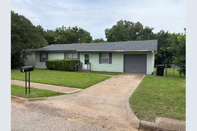 404 W Heron Street, Denison, TX 75020 - Photo 1
