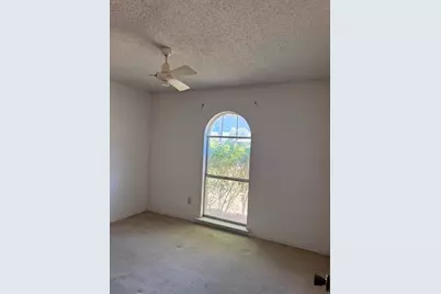 2703 Capistrano Court S, Arlington, TX 76015 - Photo 19