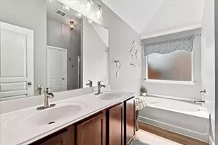 13778 Trail Stone Ln, Fort Worth, TX 76052 - Photo 17