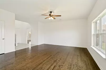 215 Silverleaf Drive, Princeton, TX 75407 - Photo 5
