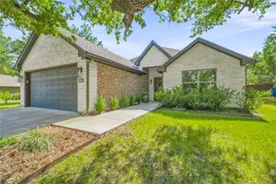 5004 Moss Rock Trail, Granbury, TX 76048 - Photo 1