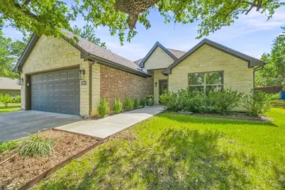 5004 Moss Rock Trail, Granbury, TX 76048 - Photo 1