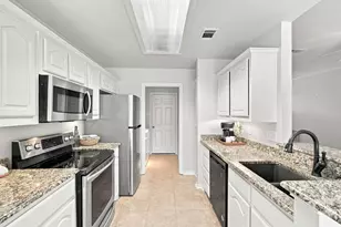 406 Gardenia Ln, Waxahachie, TX 75165 - Photo 7