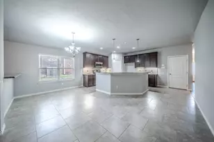 5735 Mountain Hollow Dr, Dallas, TX 75249 - Photo 9