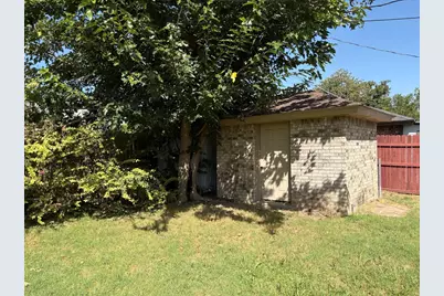 2104 N Woodland Street, Stephenville, TX 76401 - Photo 17